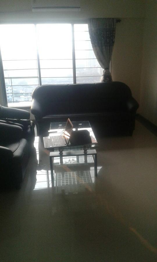 Poonam Hieghts Bed and Breakfast Mumbai Exteriör bild